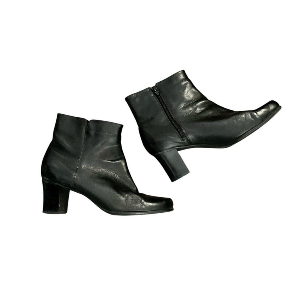 St. John's Bay Black Heeled Booties: Y2K, Modern